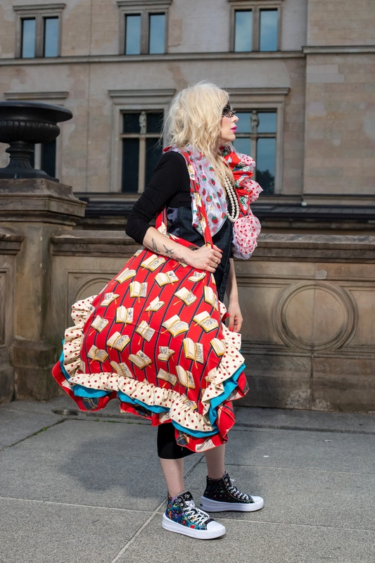 Raus Berlin Señorita Libro – Oversized Upcycling Tote Bag Unikat product image